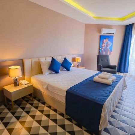 Feniks Hotel Alanya Bagian luar foto